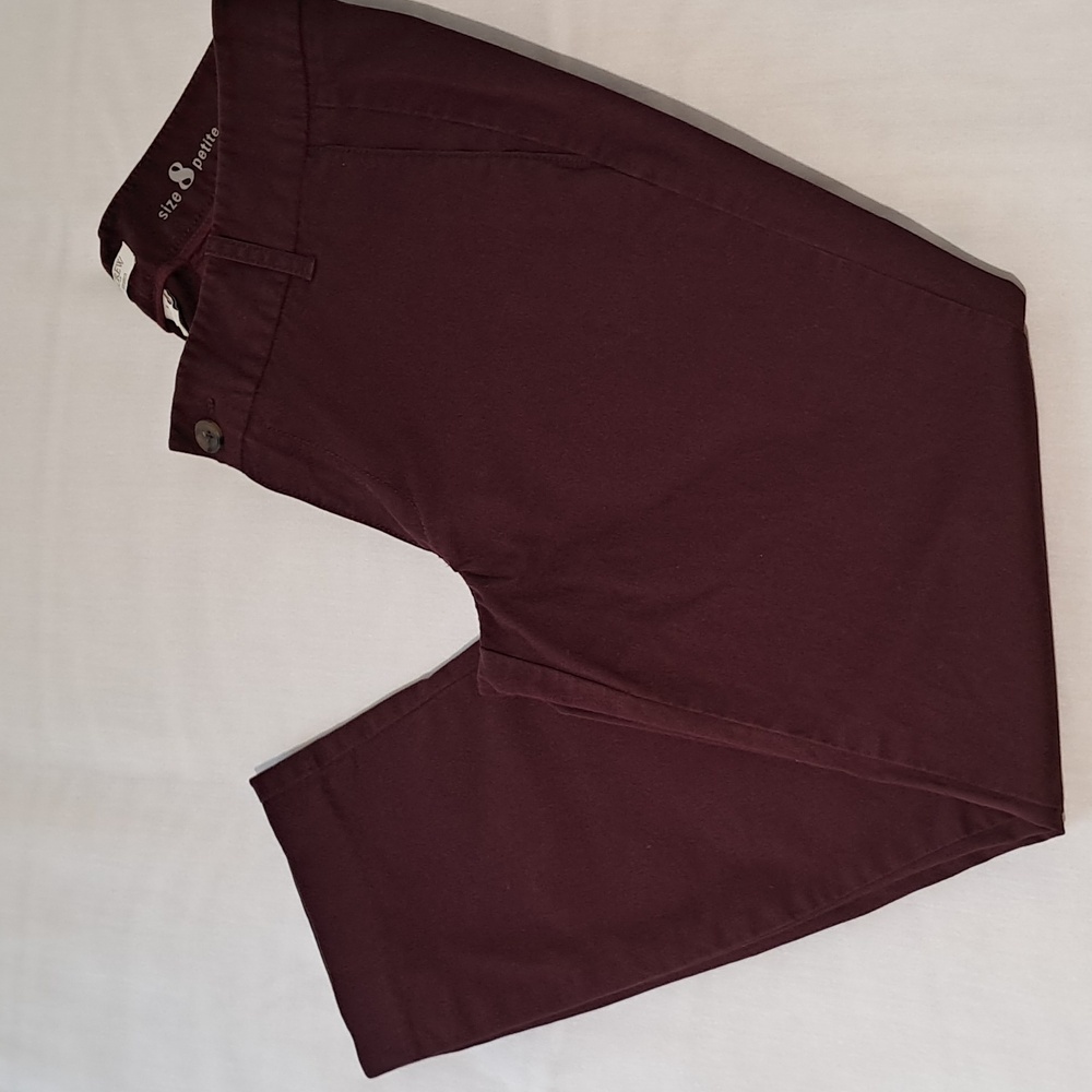 J. Crew Frankie Crop Pants! Burgandy/Plum‎ Color. Womans Size 8 Petite.